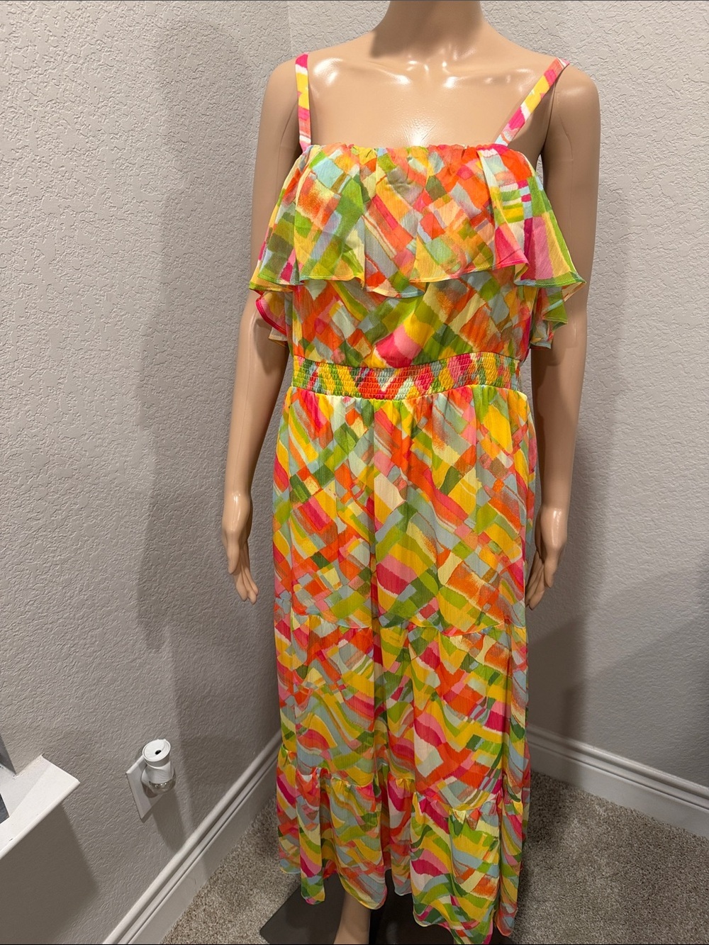 NWT London Times Colorful Geometric Ruffle Maxi Dress